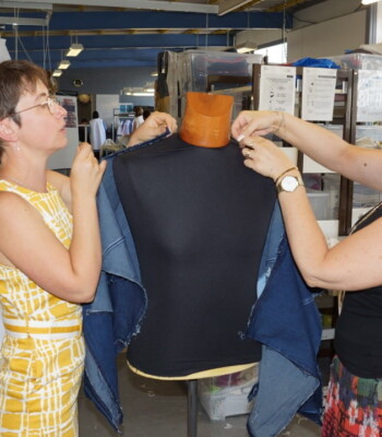 Premiers essais sur mannequin Travail en cours Boléro nouveau départ